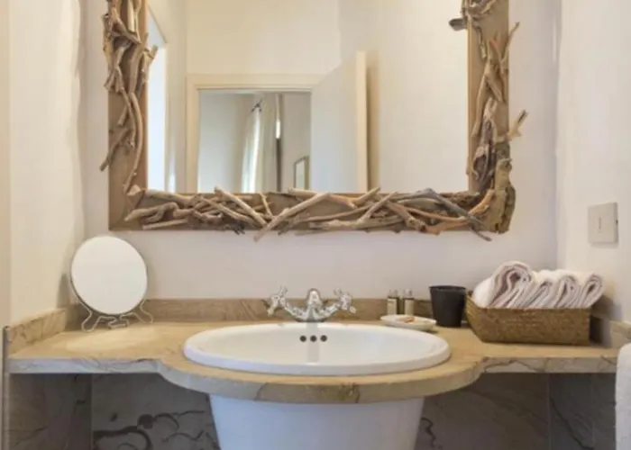 Poderevicobasso Vila